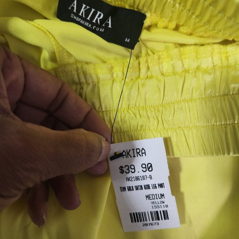 NWT Akira Wide Leg Neon Yellow Gold Silky Pants Size Medium - Picture 8 of 8